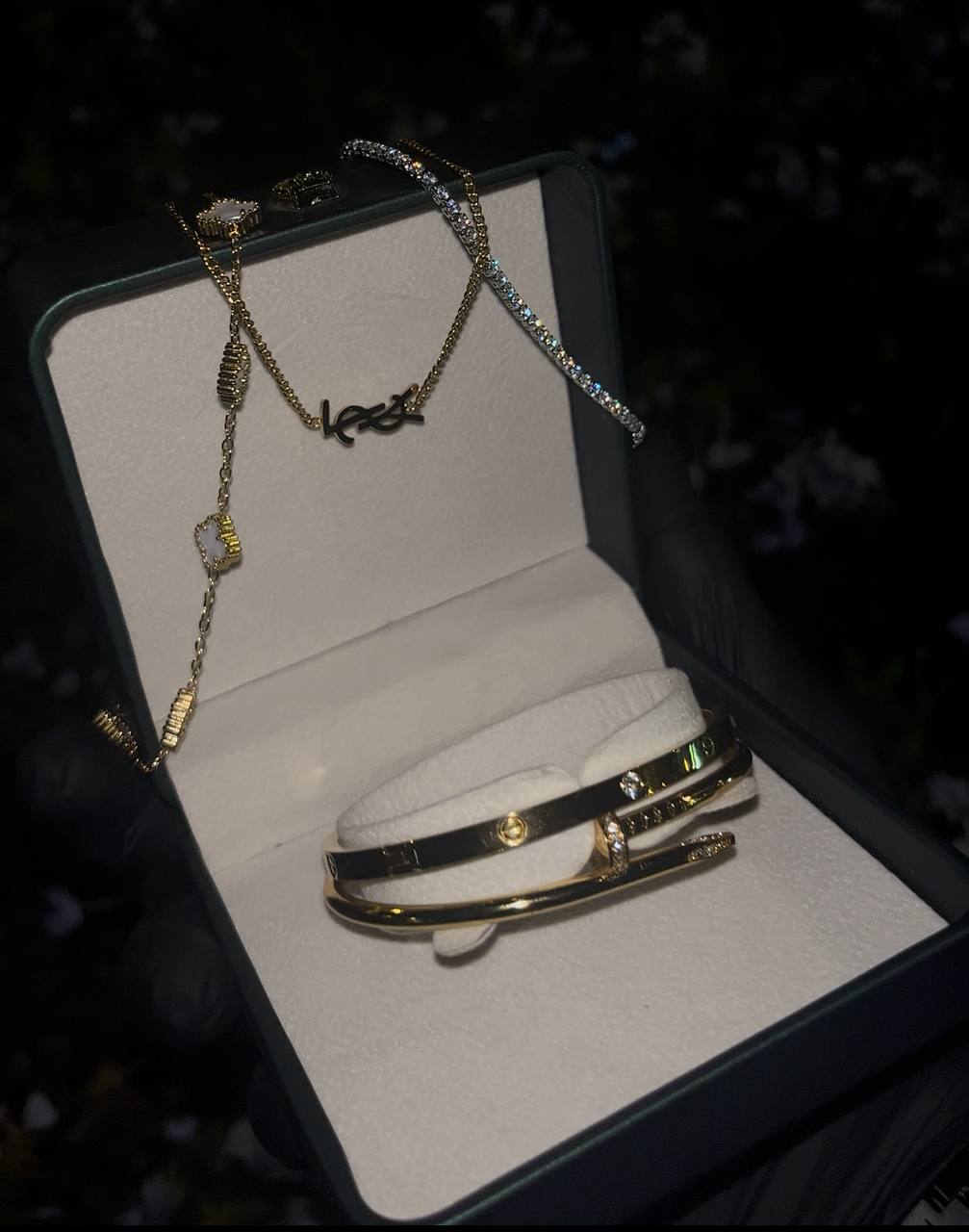 Pack Luxe Doré – Bracelet & Colliers Premium